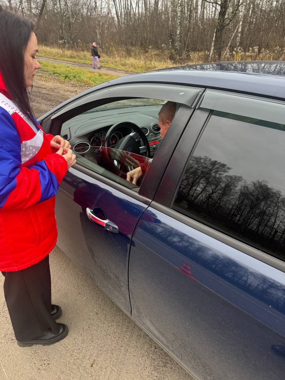 Волонтеры Подмосковья муниципального округа Чехов совместно с сотрудниками ГАИ провели профилактический рейд Волонтеры Подмосковья муниципального округа Чехов совместно с сотрудниками ГАИ провели профилактический рейд