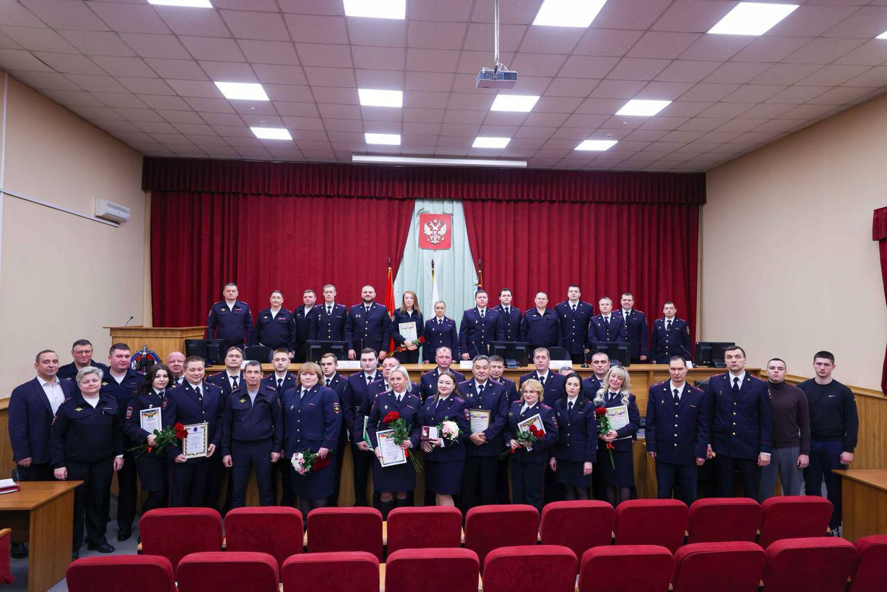 В честь Дня участкового состоялось торжественное мероприятие, посвящённое сотрудникам этого подразделения В честь Дня участкового состоялось торжественное мероприятие, посвящённое сотрудникам этого подразделения