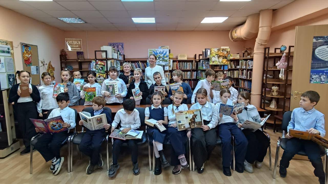 С 10 по 14 ноября в начальной школе МБОУ гимназии 2 (здание 2, п. Васькино) царила атмосфера любви к родному слову! Ребята окунулись в увлекательный мир русского языка через игры, квесты и олимпиады С 10 по 14 ноября в начальной школе МБОУ гимназии 2 (здание 2, п. Васькино) царила атмосфера любви к родному слову! Ребята окунулись в увлекательный мир русского языка через игры, квесты и олимпиады