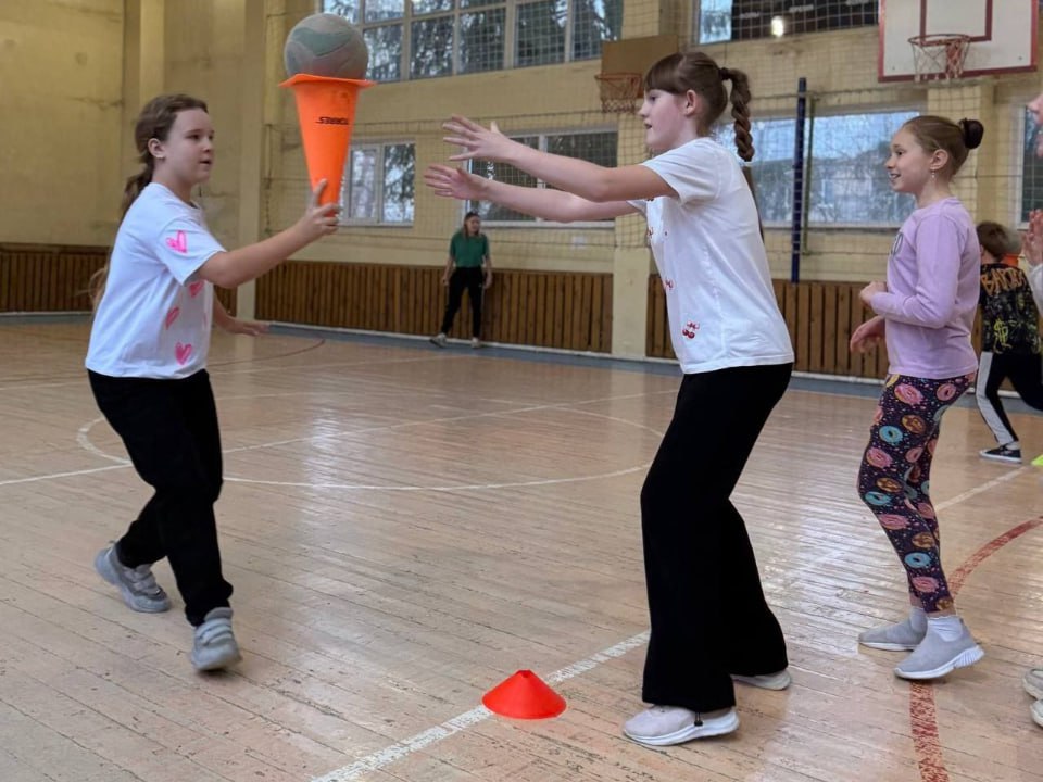 В первый день каникул в Коломне начала работу осенняя смена школьных лагерей В первый день каникул в Коломне начала работу осенняя смена школьных лагерей