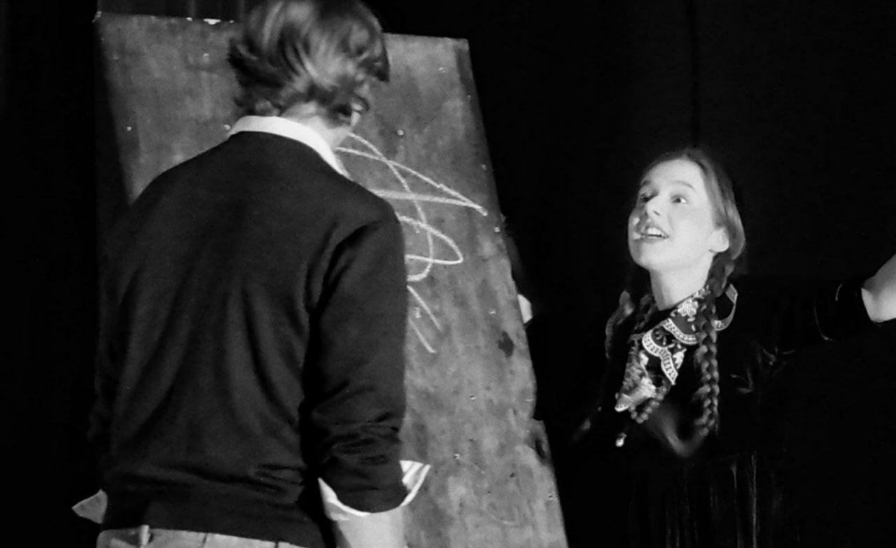 На сцене - новое поколение: в СДК «Молодёжный» представили спектакль «Предназначено на слом» На сцене - новое поколение: в СДК «Молодёжный» представили спектакль «Предназначено на слом»