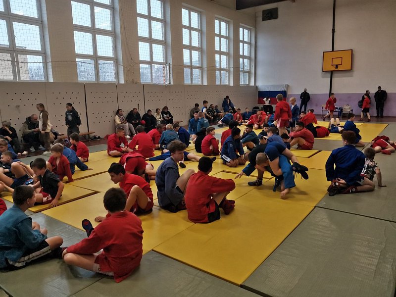 В спортивном зале МОУ «Гимназия №1» прошло открытое первенство по самбо среди юношей В спортивном зале МОУ «Гимназия №1» прошло открытое первенство по самбо среди юношей