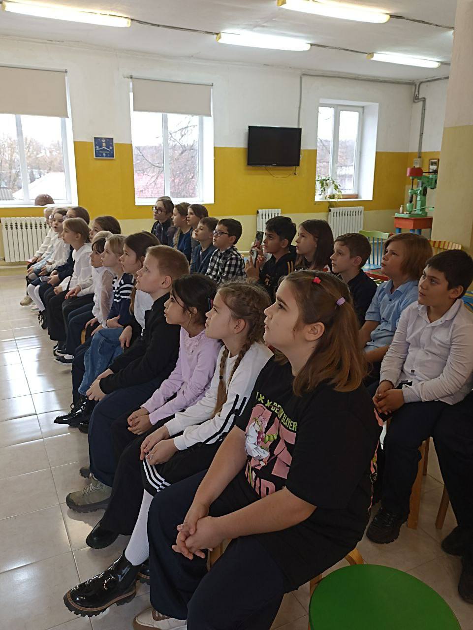 Обучающиеся начальной школы МБОУ Любучанской СОШ (здание Молоди) м. о. Чехов посетили фабрику деревянных игрушек "КЛИМО" Обучающиеся начальной школы МБОУ Любучанской СОШ (здание Молоди) м. о. Чехов посетили фабрику деревянных игрушек "КЛИМО"