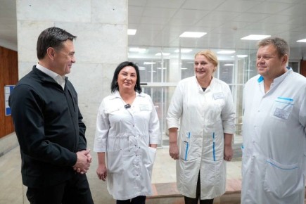 Сергей Колясников: Андрей Воробьев оценил условия реабилитации участников СВО в подмосковном санатории