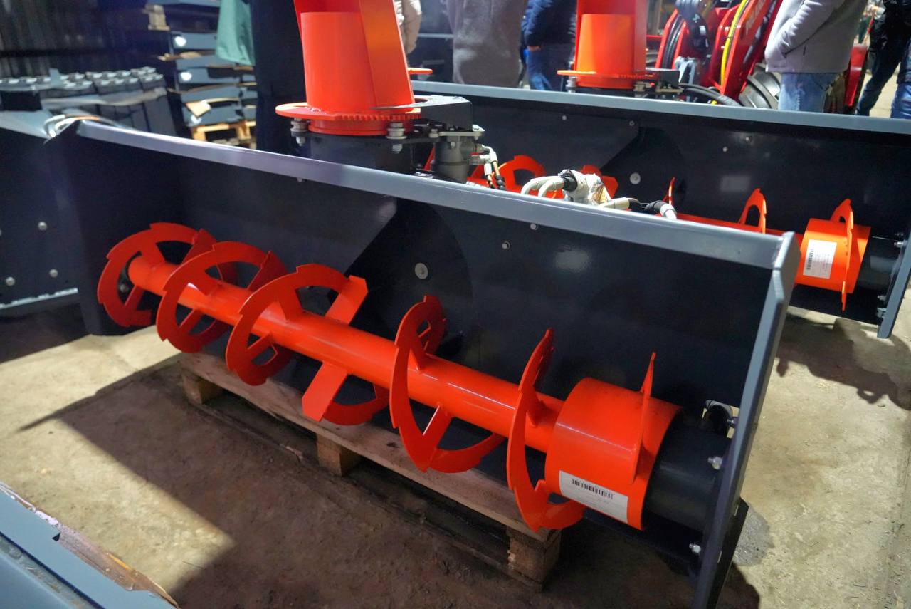 Вместе с депутатом Мособлдумы Олегом Гаджиевым, его коллегой по окружному Совету депутатов Татьяной Ильиной, профильными специалистами администрации и представителями Ассоциации ветеранов СВО и Центра поддержки участников... Вместе с депутатом Мособлдумы Олегом Гаджиевым, его коллегой по окружному Совету депутатов Татьяной Ильиной, профильными специалистами администрации и представителями Ассоциации ветеранов СВО и Центра поддержки участников...