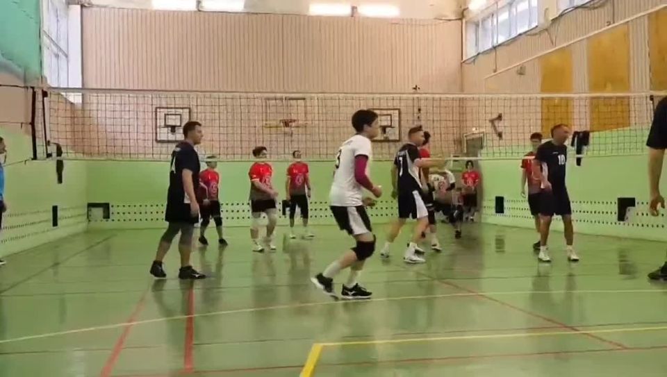 ВОЛЕЙБОЛИСТЫ НАШЕЙ СПОРТИВНОЙ ШКОЛЫ ПРОДОЛЖАЮТ ВЫСТУПЛЕНИЯ НА ЧЕМПИОНАТЕ ПОДОЛЬСКА