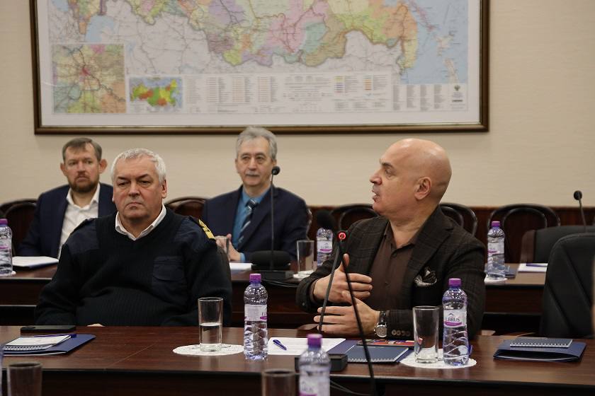 Общественный совет при УТ МВД России по ЦФО обсудил важность патриотического воспитания и духовности в рядах транспортной полиции На площадке Российского университета транспорта состоялось очередное заседание Общественного... Общественный совет при УТ МВД России по ЦФО обсудил важность патриотического воспитания и духовности в рядах транспортной полиции На площадке Российского университета транспорта состоялось очередное заседание Общественного...