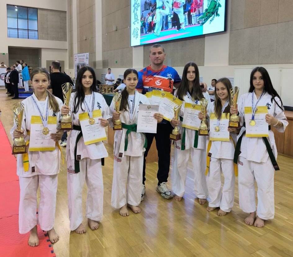 Каратистки из Королёва завоевали пять золотых медалей на всероссийских соревнованиях