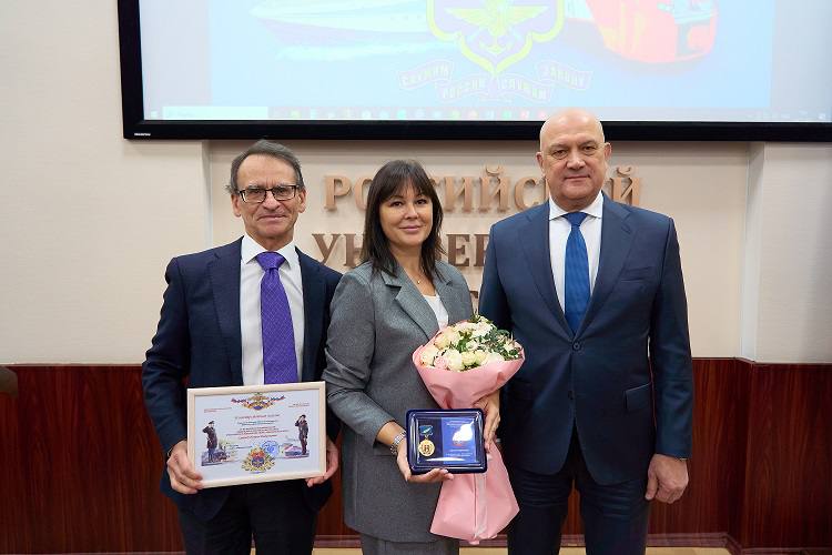 Общественный совет при УТ МВД России по ЦФО обсудил важность патриотического воспитания и духовности в рядах транспортной полиции На площадке Российского университета транспорта состоялось очередное заседание Общественного... Общественный совет при УТ МВД России по ЦФО обсудил важность патриотического воспитания и духовности в рядах транспортной полиции На площадке Российского университета транспорта состоялось очередное заседание Общественного...