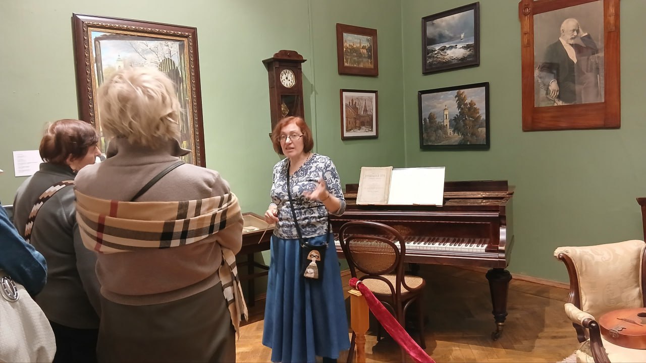 Участники королёвского клуба «Активное долголетие» побывали на экскурсии в Щёлково Участники королёвского клуба «Активное долголетие» побывали на экскурсии в Щёлково