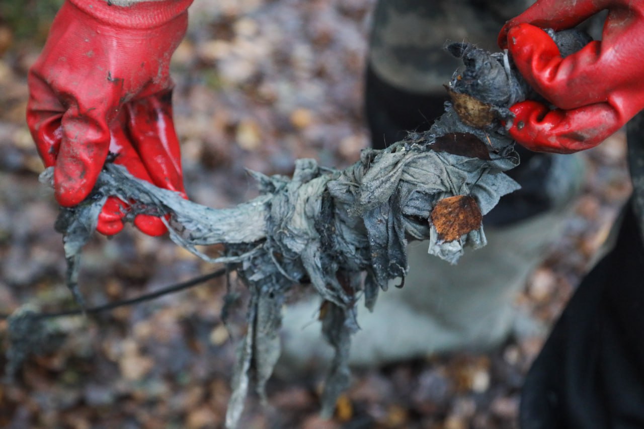 Специалисты МУП «Водоканал» устранили прорыв канализации у стадиона в мкр Специалисты МУП «Водоканал» устранили прорыв канализации у стадиона в мкр