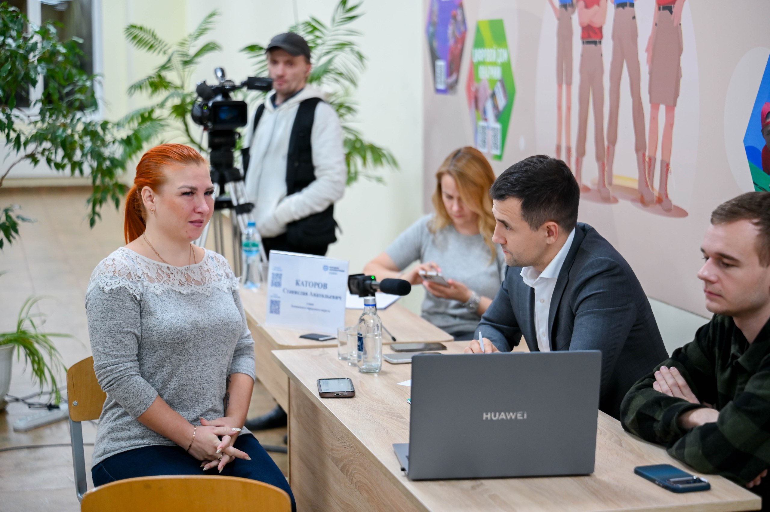 В Бутовской школе № 2 прошла очередная встреча в формате «выездной администрации», в которой приняли участие глава Ленинского округа Станислав Каторов, его заместители, руководители профильных управлений администрации... В Бутовской школе № 2 прошла очередная встреча в формате «выездной администрации», в которой приняли участие глава Ленинского округа Станислав Каторов, его заместители, руководители профильных управлений администрации...