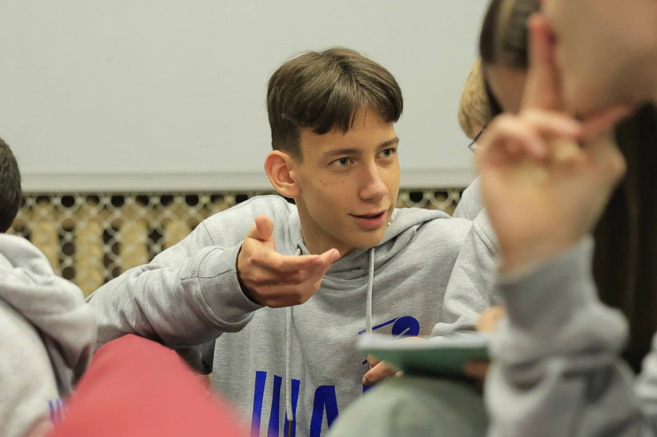 Королёвские волонтеры провели интеллектуальный квиз для участников образовательного проекта «ШАГ» Королёвские волонтеры провели интеллектуальный квиз для участников образовательного проекта «ШАГ»