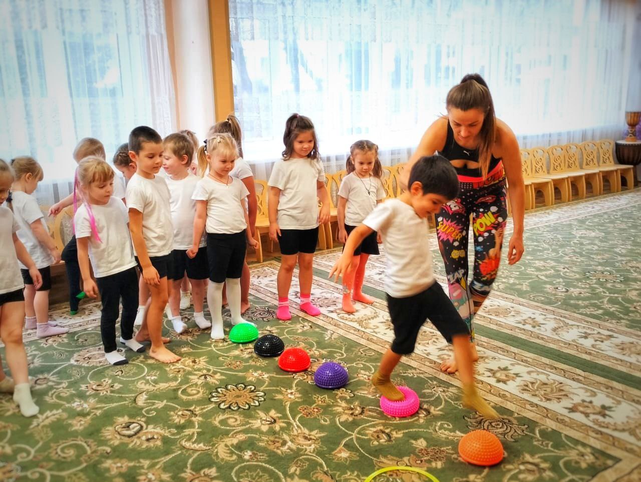 В рамках реализации проекта "Предшкола: стандарт детского сада" в дошкольном отделении гимназии №2 м.о. Чехов (здание 3, п. Васькино) на тематической неделе "Каникулярная неделя: находки вашего ДО (взаимодействие с... В рамках реализации проекта "Предшкола: стандарт детского сада" в дошкольном отделении гимназии №2 м.о. Чехов (здание 3, п. Васькино) на тематической неделе "Каникулярная неделя: находки вашего ДО (взаимодействие с...