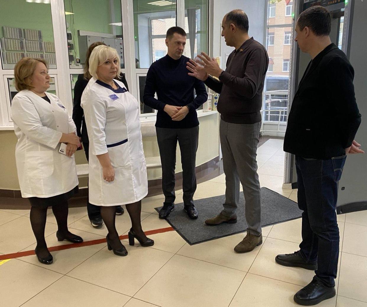 Министр здравоохранения Московской области познакомился с работой Подольской областной клинической больницы Министр здравоохранения Московской области познакомился с работой Подольской областной клинической больницы