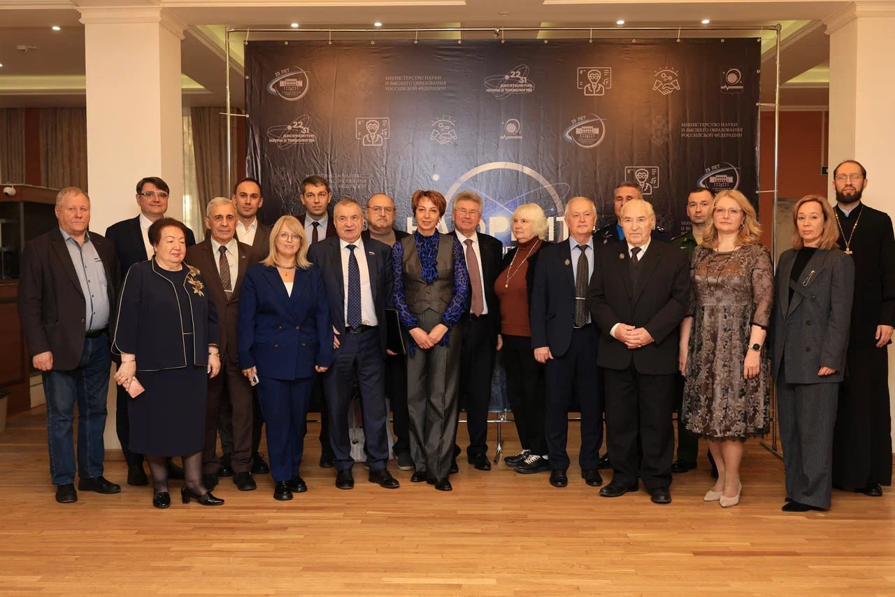 Игорь Трифонов: Поздравляю преподавателей высшей школы с профессиональным праздником! Игорь Трифонов: Поздравляю преподавателей высшей школы с профессиональным праздником!