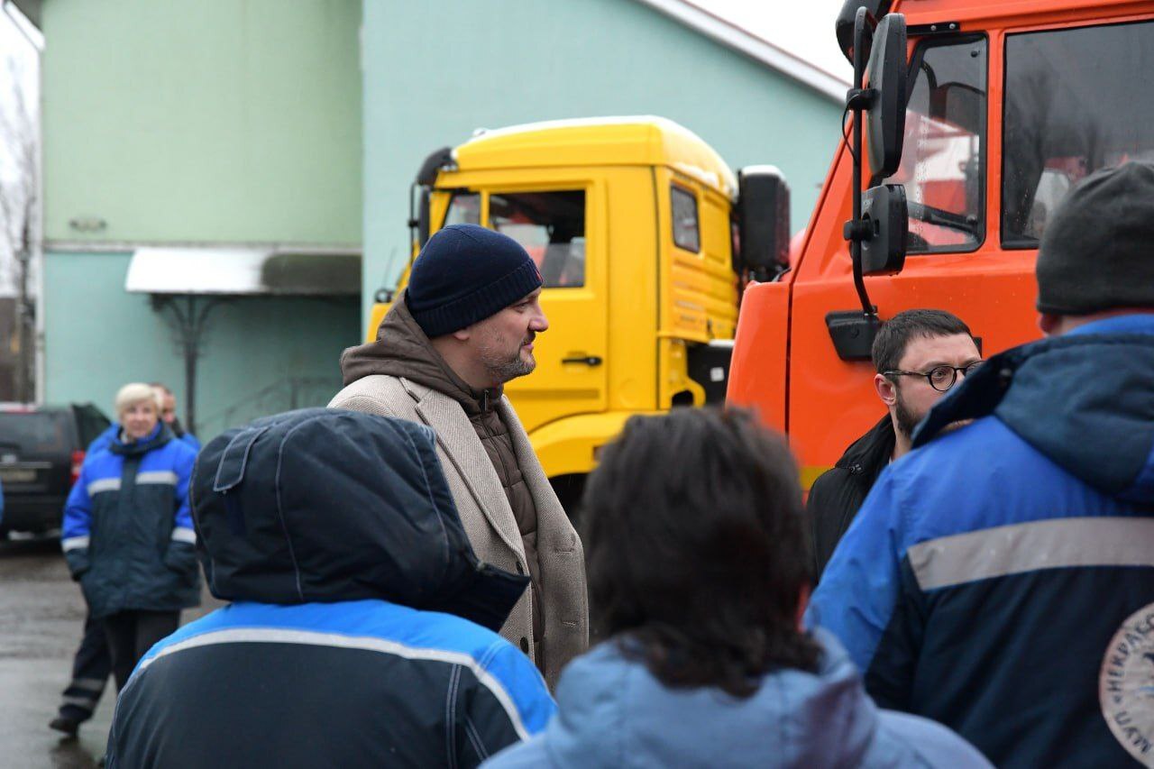 Дмитровский водоканал получил новую спецтехнику Дмитровский водоканал получил новую спецтехнику