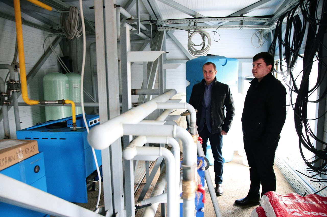 Алексей Малкин: Проинспектировал ход работ по строительству блочно-модульных котельных и модернизации сетей отопления в деревнях Губино, Леоново, Щербово и в микрорайоне Лопатинский Алексей Малкин: Проинспектировал ход работ по строительству блочно-модульных котельных и модернизации сетей отопления в деревнях Губино, Леоново, Щербово и в микрорайоне Лопатинский