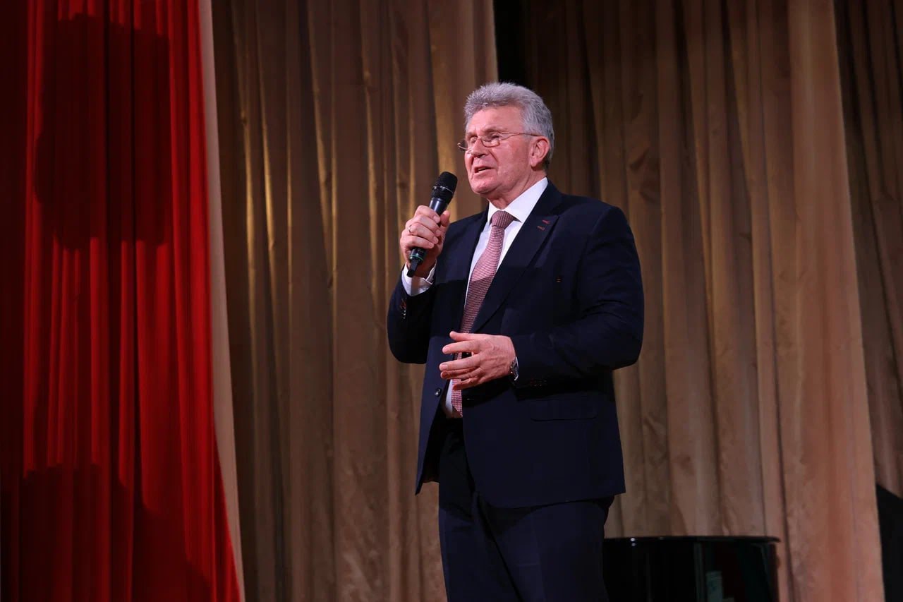 Игорь Трифонов: Поздравляю преподавателей высшей школы с профессиональным праздником! Игорь Трифонов: Поздравляю преподавателей высшей школы с профессиональным праздником!