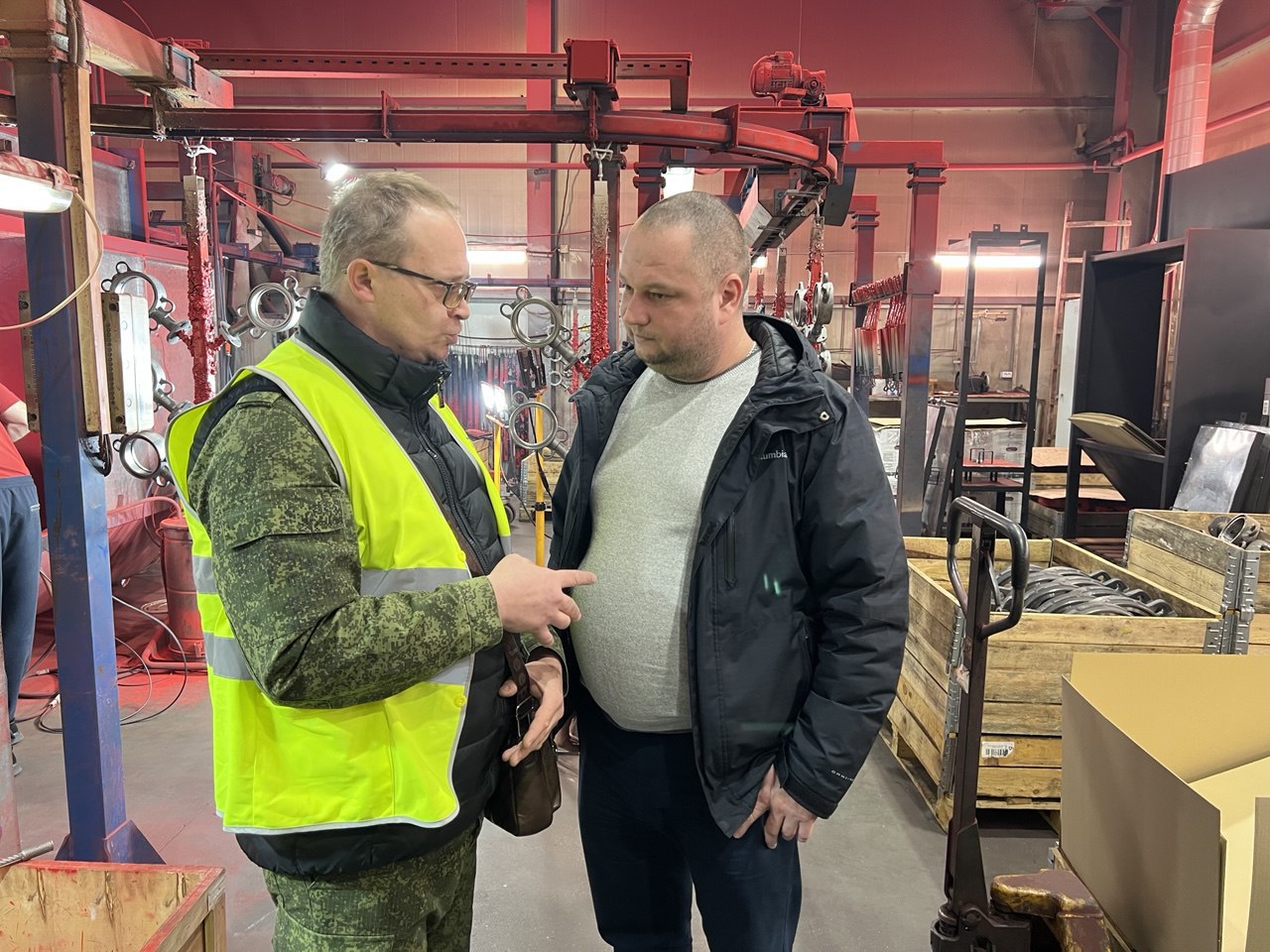 Коломенских ветеранов специальной военной операции продолжают знакомить с востребованными промышленными специальностями Коломенских ветеранов специальной военной операции продолжают знакомить с востребованными промышленными специальностями