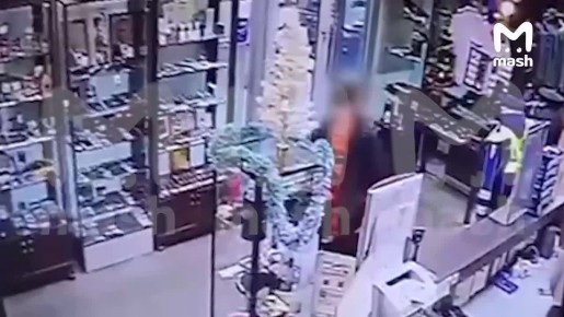 Задержали с канистрой бензина: Подросток собирался поджечь кинотеатр по указке украинских кураторов