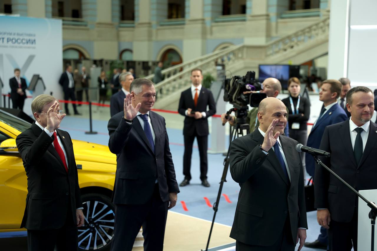 Марат Хуснуллин: В рамках обхода на Транспортной неделе состоялось открытие новых дорог Марат Хуснуллин: В рамках обхода на Транспортной неделе состоялось открытие новых дорог