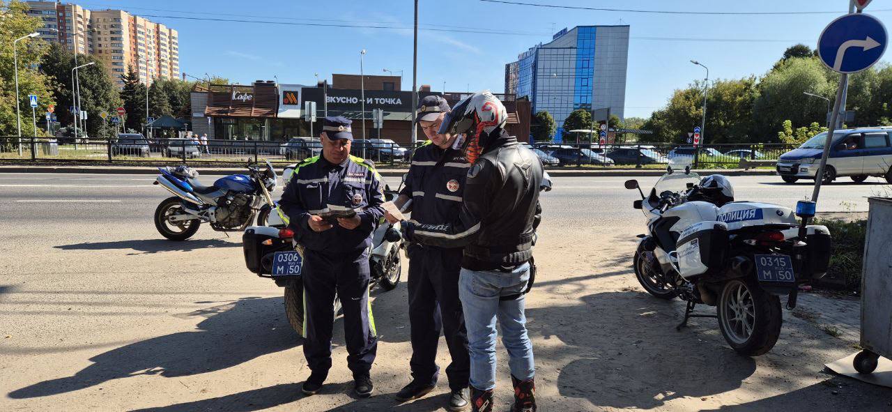 Михаил Собакин: Обеспечение безопасности дорожного движения на улично-дорожной сети округа остается одной из приоритетных задач в нашей работе Михаил Собакин: Обеспечение безопасности дорожного движения на улично-дорожной сети округа остается одной из приоритетных задач в нашей работе