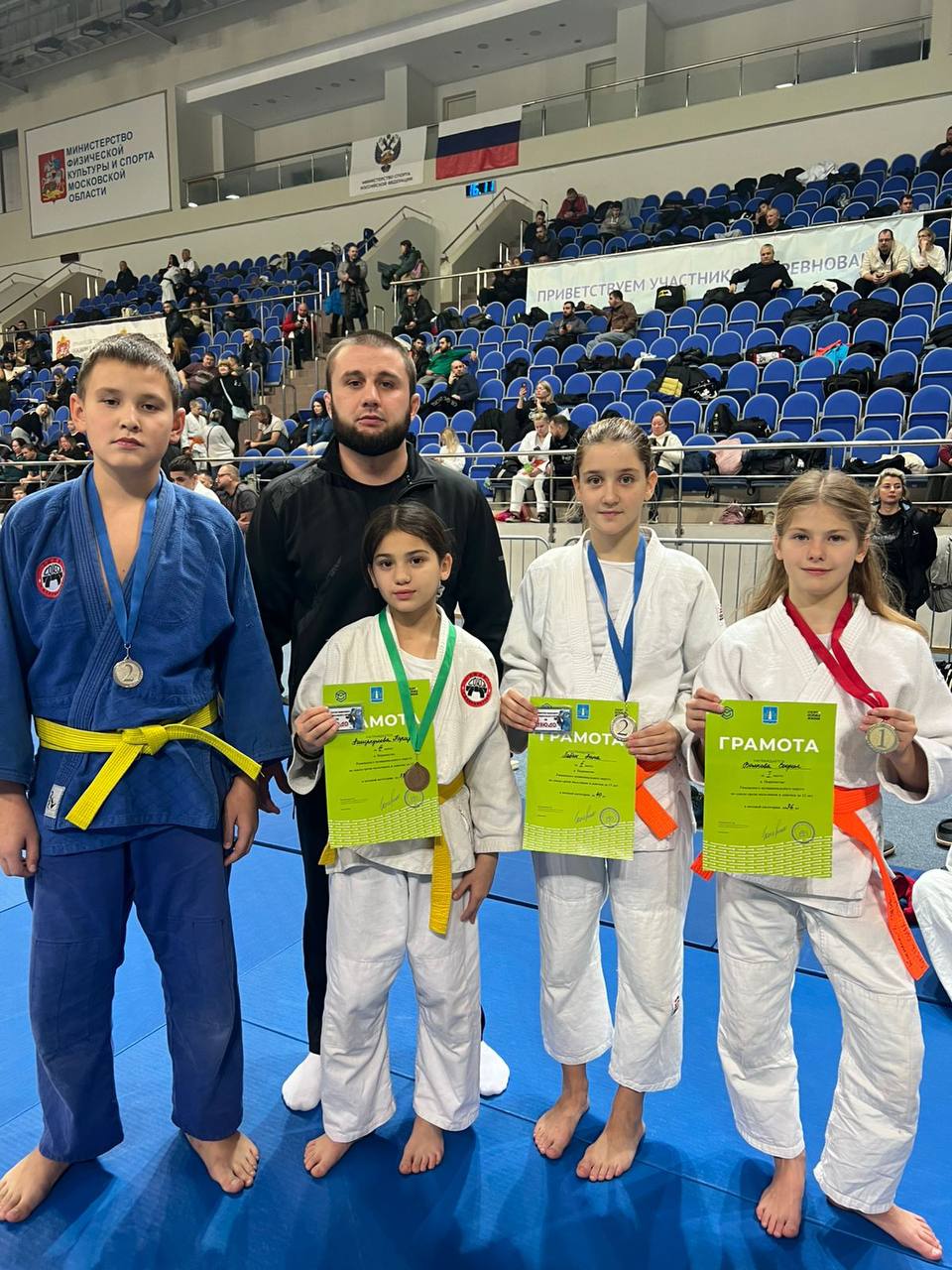 Воспитанники спортивной школы «Союз» из Дзержинского завоевали шесть медалей на соревнованиях по дзюдо
