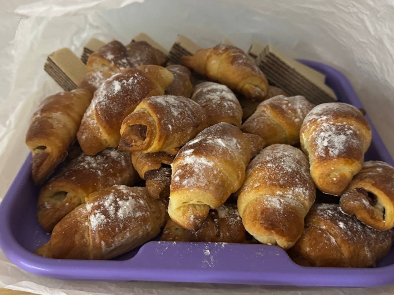 КАНИКУЛЫ. Учеба на каникулах? Конечно же нет, наоборот учащиеся 2 «ж» класса устроили настоящий кино-вечер КАНИКУЛЫ. Учеба на каникулах? Конечно же нет, наоборот учащиеся 2 «ж» класса устроили настоящий кино-вечер