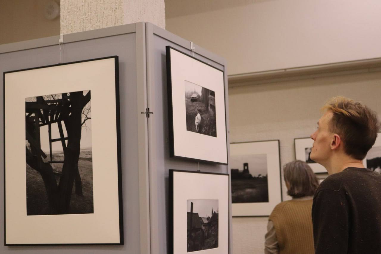 На выставочных площадках Пущинского Центра культурного развития «Вертикаль» вчера открылись две фотовыставки На выставочных площадках Пущинского Центра культурного развития «Вертикаль» вчера открылись две фотовыставки