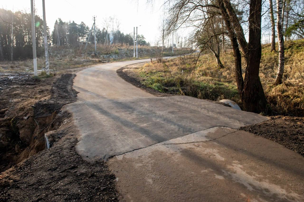 Татьяна Витушева: Второй точкой рабочего объезда стала автомобильная дорога, ведущая от деревни Павловское к деревне Обновлённый Труд Татьяна Витушева: Второй точкой рабочего объезда стала автомобильная дорога, ведущая от деревни Павловское к деревне Обновлённый Труд