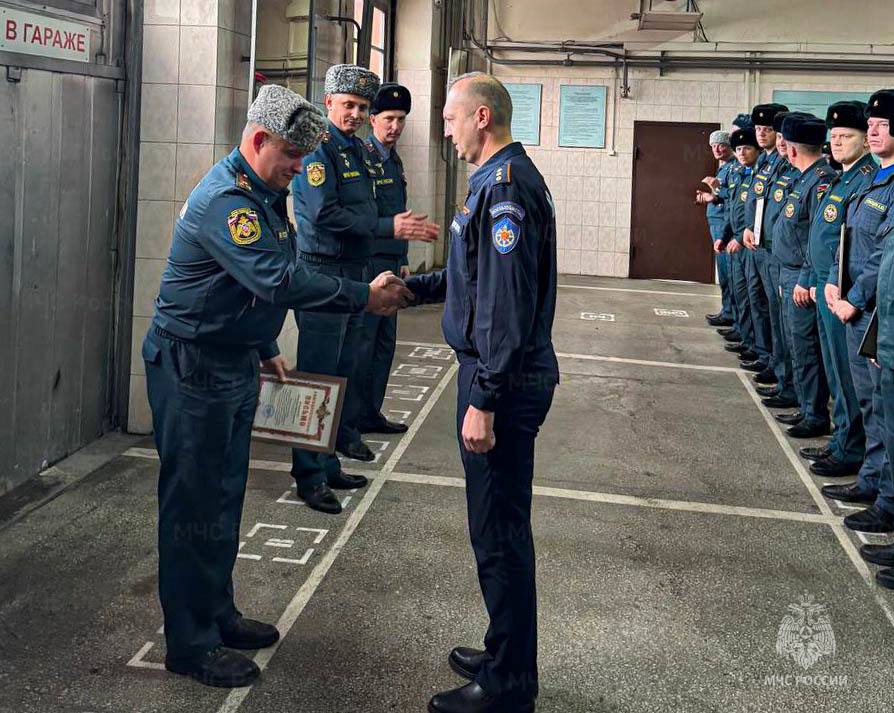 Пожарным Клина вручили награды за высокие показатели в служебной деятельности Пожарным Клина вручили награды за высокие показатели в служебной деятельности