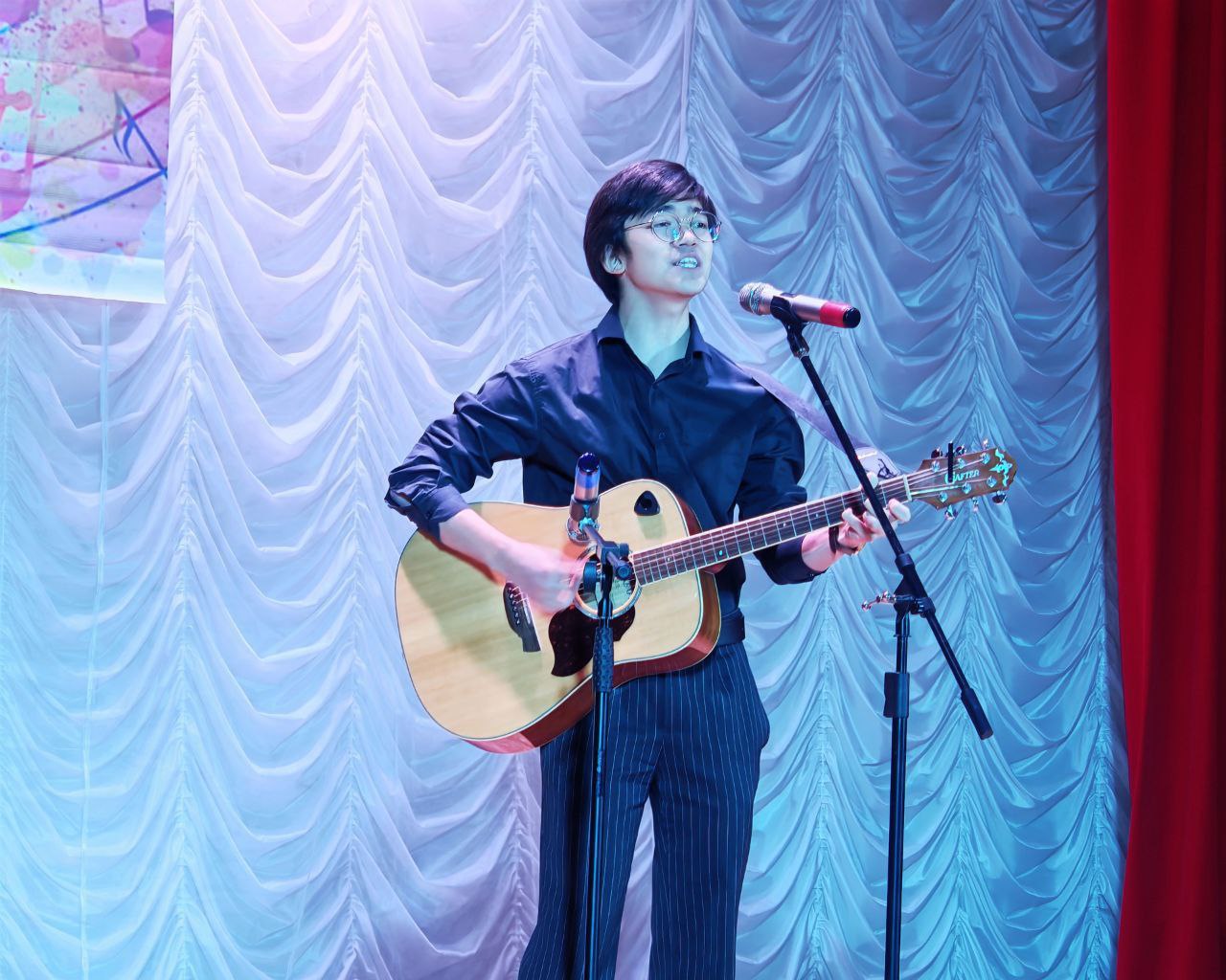 НОВОСТИ. В Шарапово прошёл фестиваль гитарной песни НОВОСТИ. В Шарапово прошёл фестиваль гитарной песни