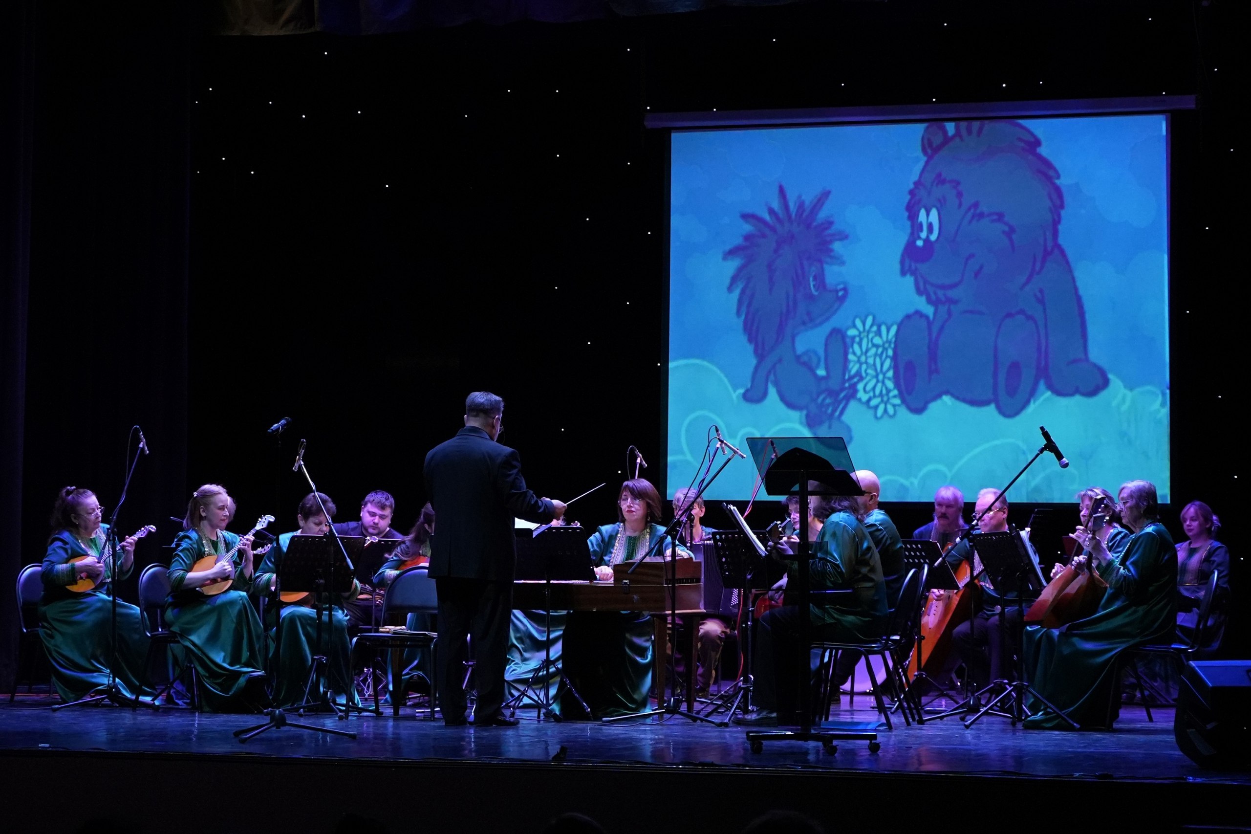 Во Дворце культуры "Дружба" г. Чехов оркестр русских народных инструментов "Сказ" увлек детей волшебством фольклора Во Дворце культуры "Дружба" г. Чехов оркестр русских народных инструментов "Сказ" увлек детей волшебством фольклора