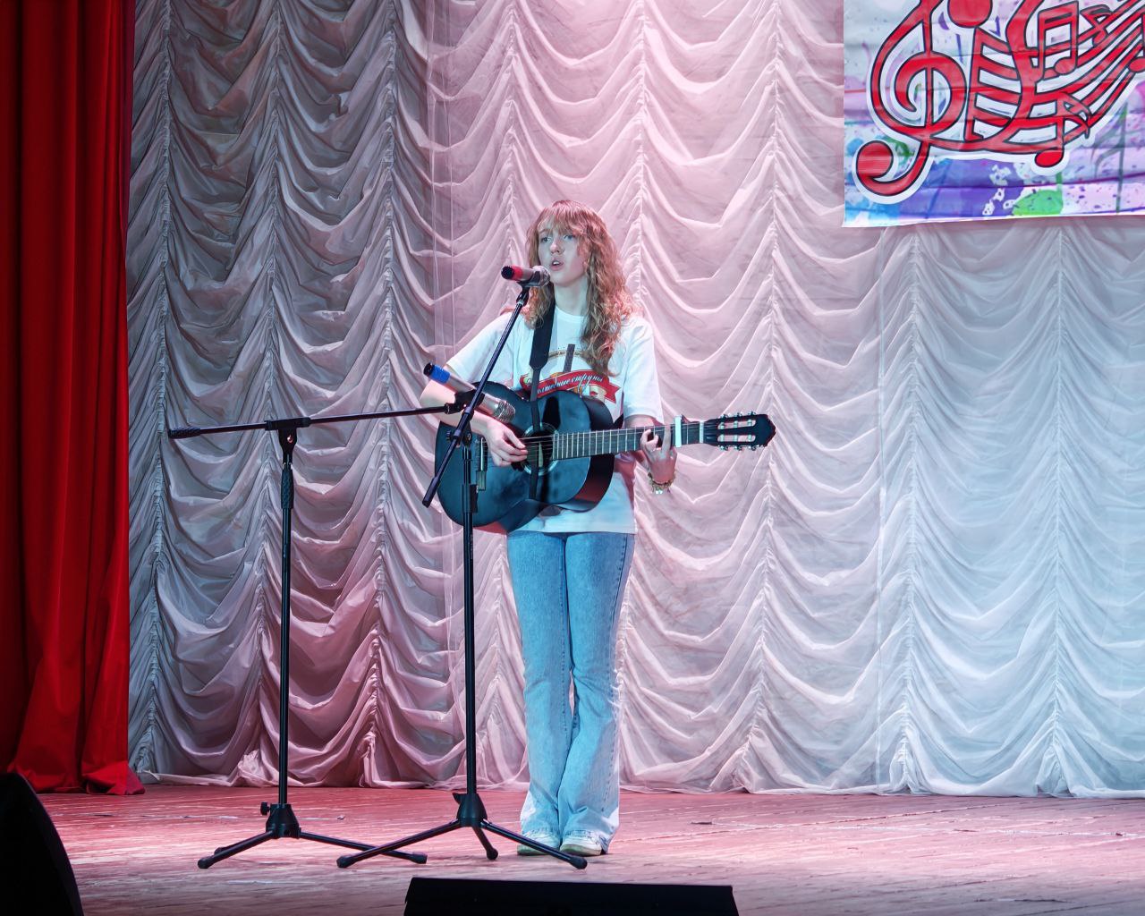 НОВОСТИ. В Шарапово прошёл фестиваль гитарной песни НОВОСТИ. В Шарапово прошёл фестиваль гитарной песни