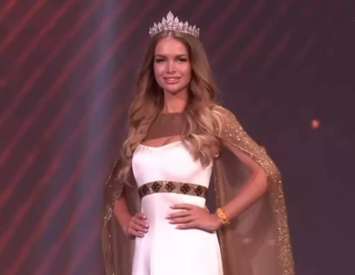 В финале конкурса «Мисс Вселенная2025» участницы представили национальные костюмы В финале конкурса «Мисс Вселенная2025» участницы представили национальные костюмы