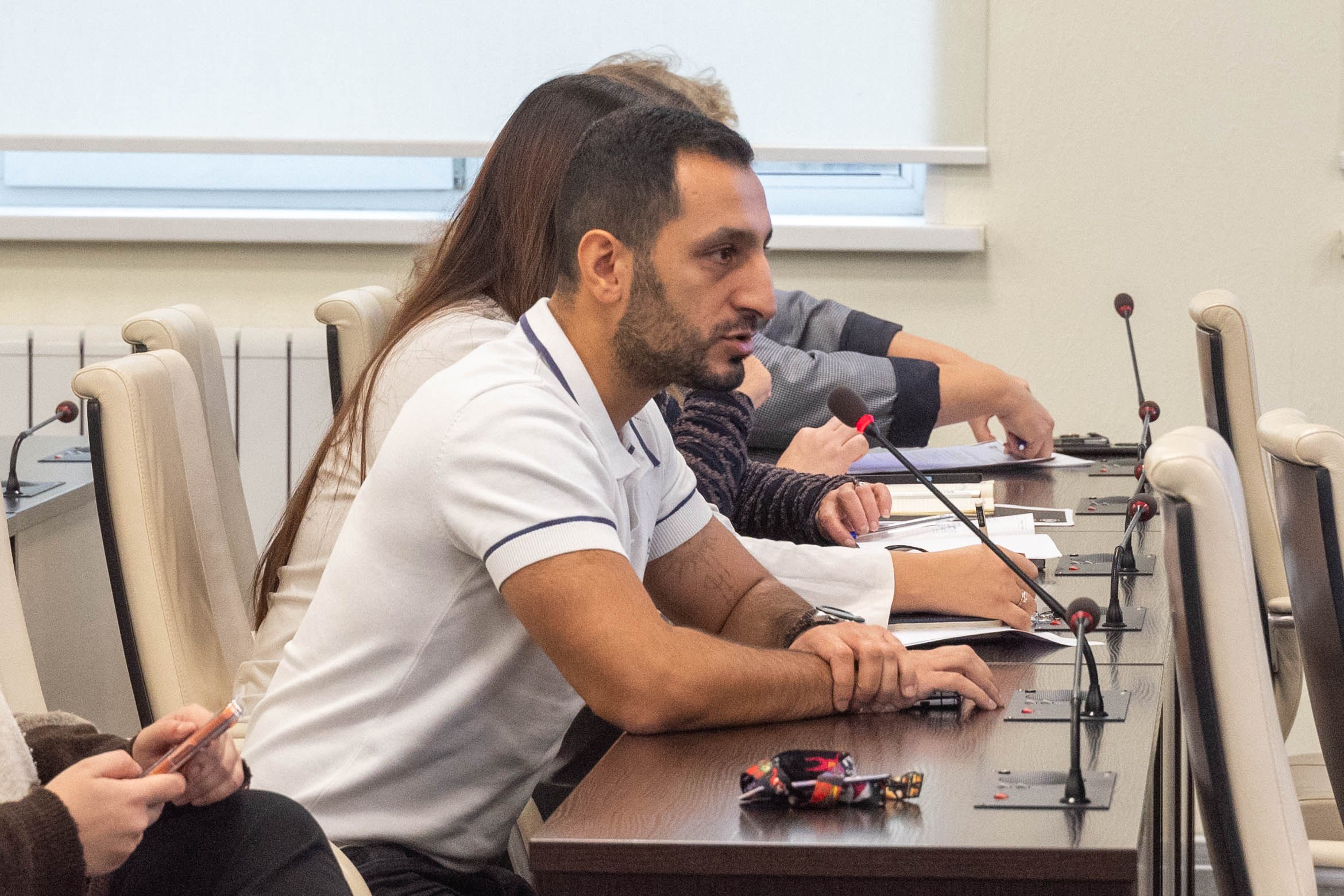 В Реутове на «Часе ЖКХ» обсудили ход работ по подготовке города к Новому году В Реутове на «Часе ЖКХ» обсудили ход работ по подготовке города к Новому году