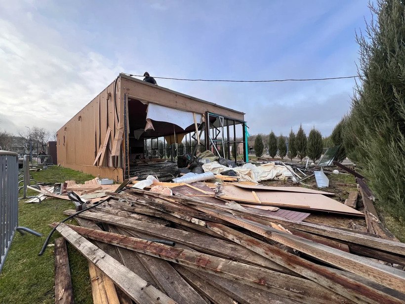 В нашем округе демонтировали 48 незаконных торговых объектов В нашем округе демонтировали 48 незаконных торговых объектов