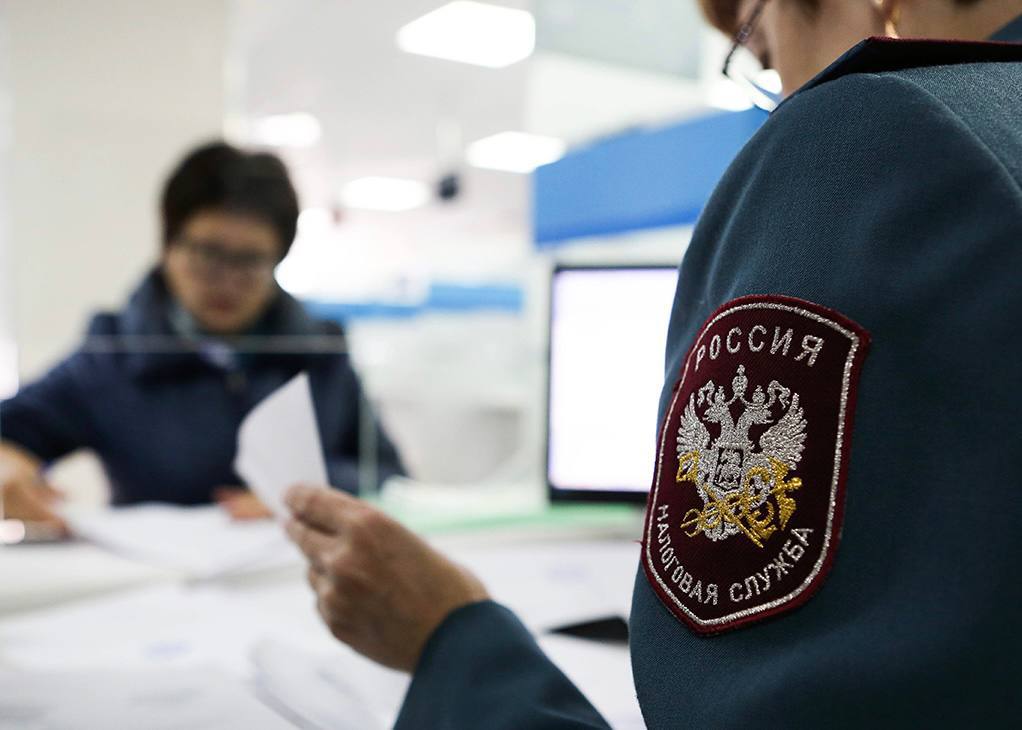 Николай Ханин: Сегодня свой профессиональный праздник отмечают работники налоговых органов Российской Федерации Николай Ханин: Сегодня свой профессиональный праздник отмечают работники налоговых органов Российской Федерации