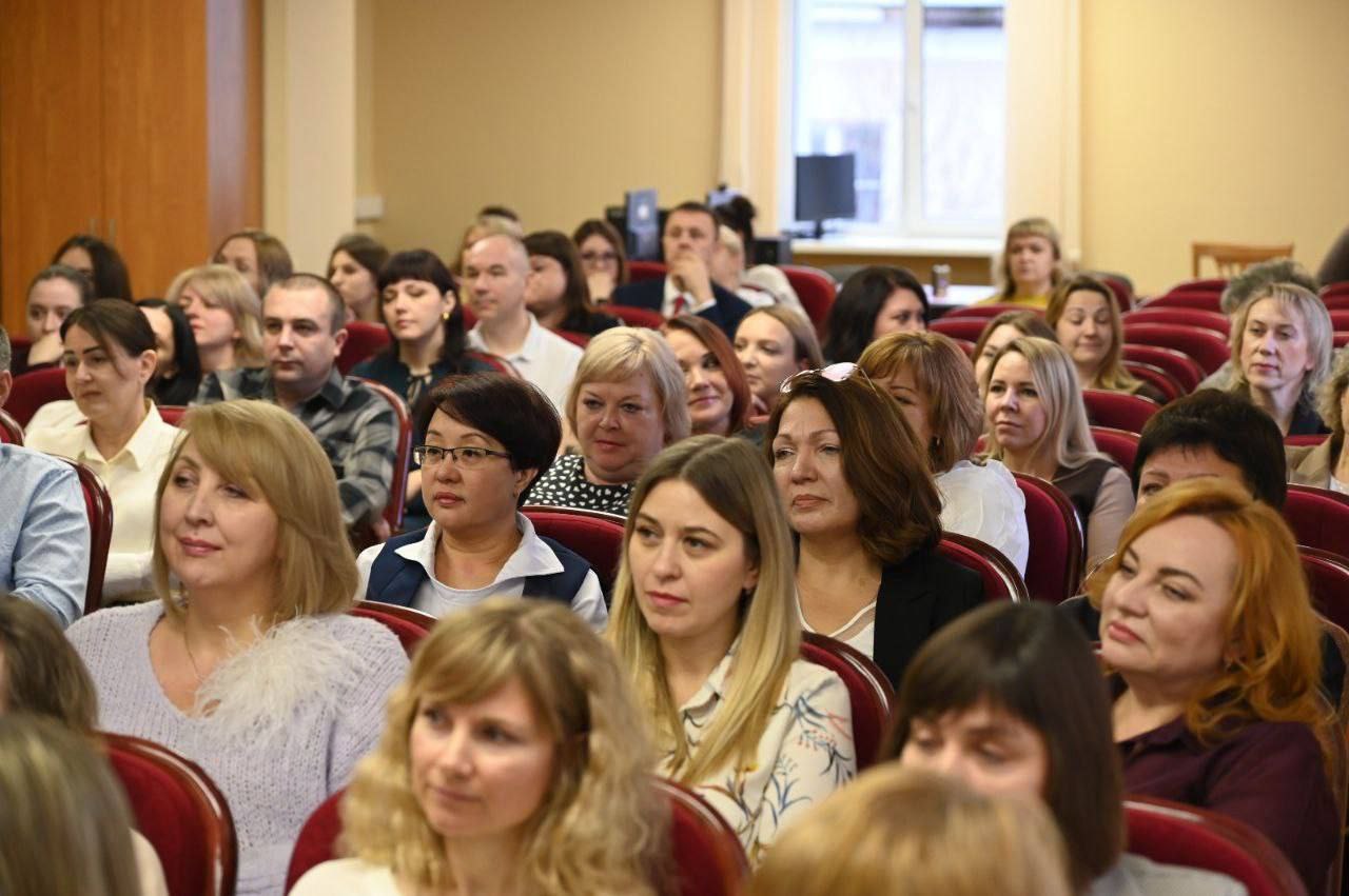 В Межрайонном ИФНС России №11 по Московской области от всей души поздравил сотрудников с профессиональным праздником — Днем работника налоговых органов В Межрайонном ИФНС России №11 по Московской области от всей души поздравил сотрудников с профессиональным праздником — Днем работника налоговых органов