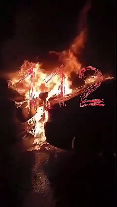 Семь машин и два мотоцикла сгорели в Москве этой ночью — 112