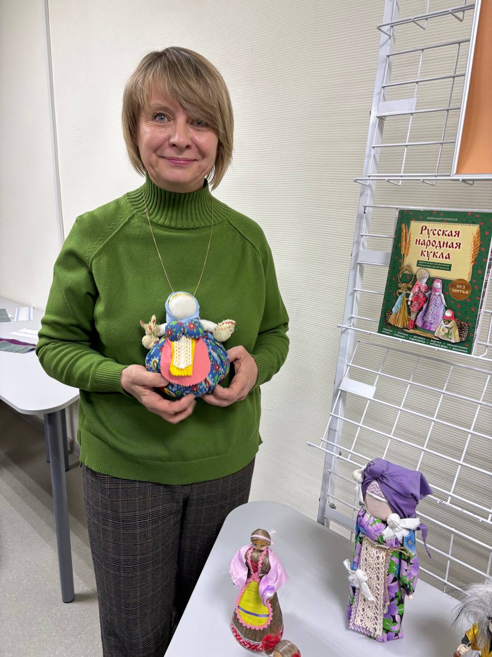 В Музее истории народного образования открылась уникальная выставка «Куклы бывают разные»