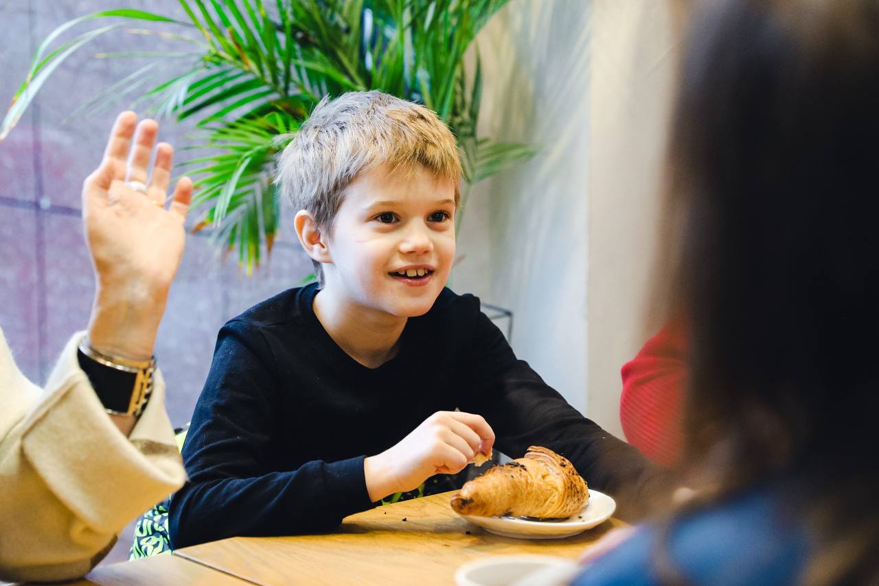 Глава Химок рассказала жителям о ремонте дорог и остановок Глава Химок рассказала жителям о ремонте дорог и остановок