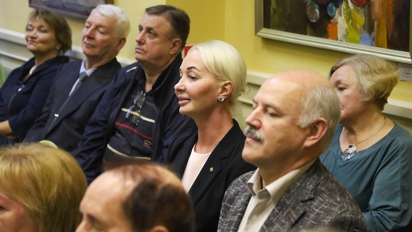 В Солнечногорске поздравили с 80-летием Сергея Волошнюка В Солнечногорске поздравили с 80-летием Сергея Волошнюка