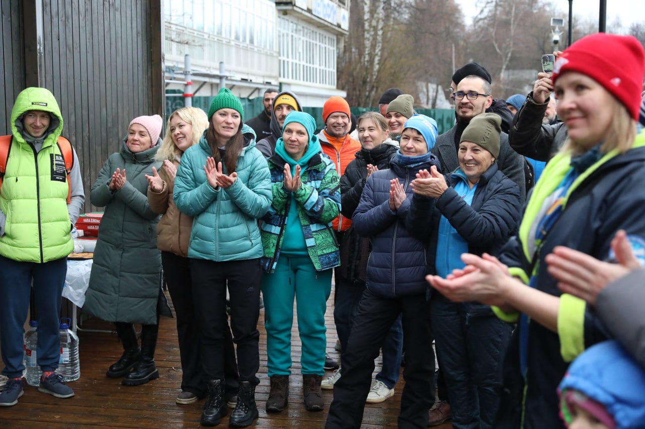 В Долгопрудном новый сезон открыли любители зимнего плавания В Долгопрудном новый сезон открыли любители зимнего плавания