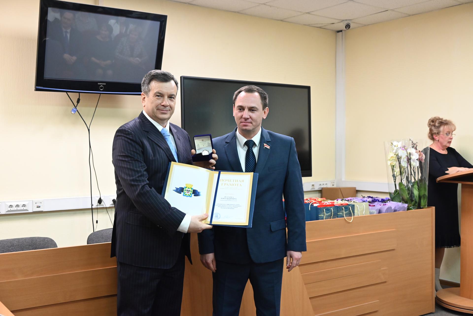 В Ленинском городском округе состоялось торжественное мероприятие, посвященное Дню работников налоговых органов Российской Федерации В Ленинском городском округе состоялось торжественное мероприятие, посвященное Дню работников налоговых органов Российской Федерации