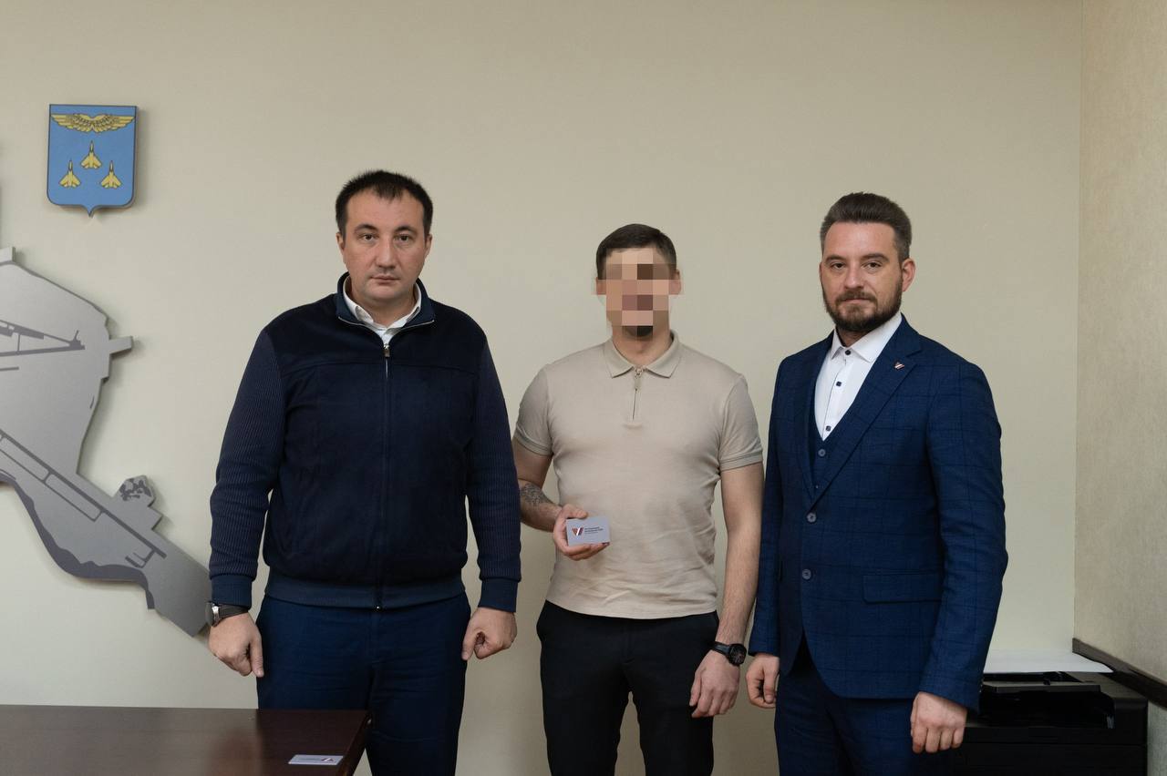 Встретился с членами местного отделения Ассоциации ветеранов СВО Московской области Встретился с членами местного отделения Ассоциации ветеранов СВО Московской области