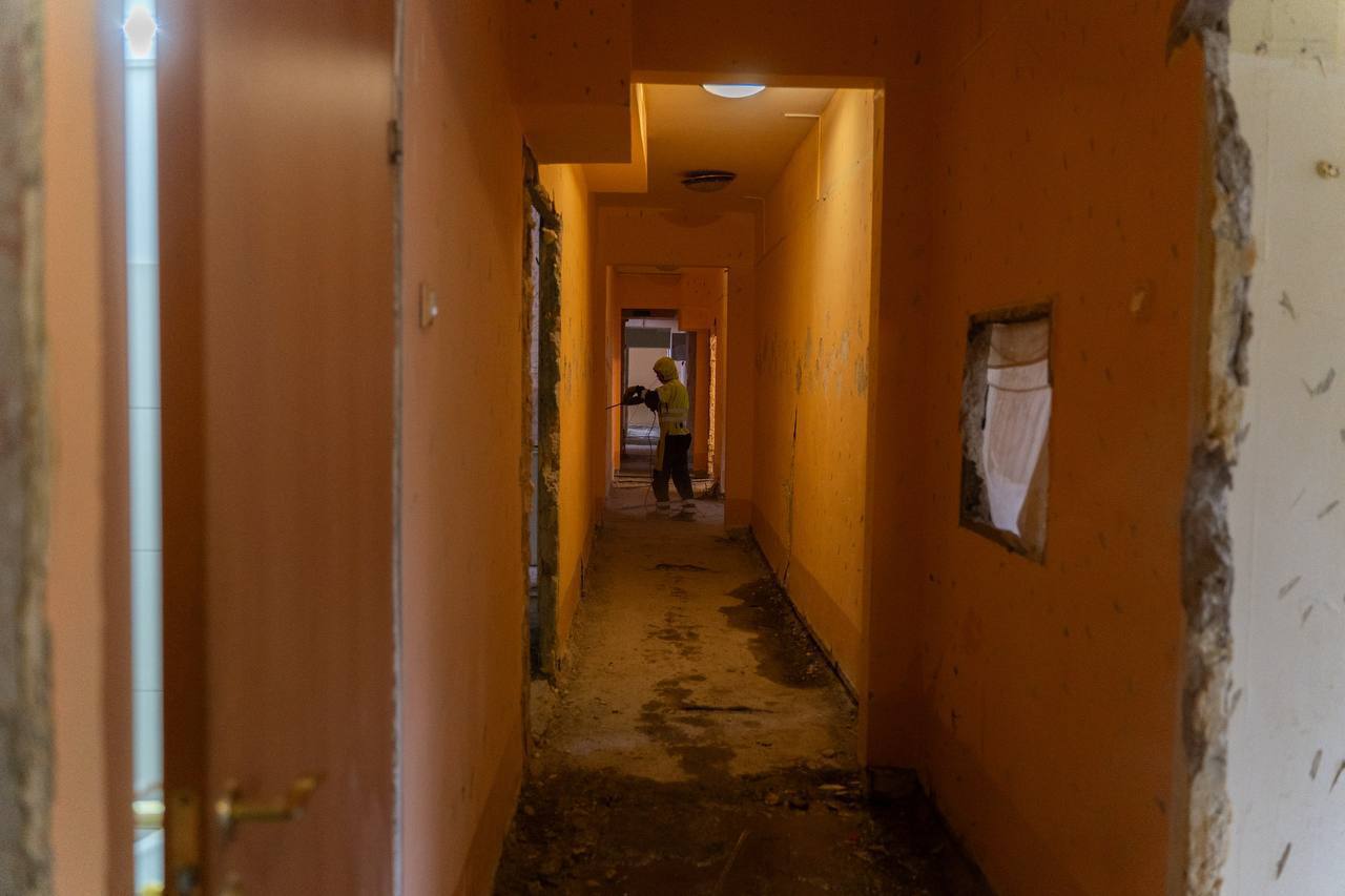 Глава Жуковского проверил ход ремонта в дошкольных отделениях школ №12 и №15 Глава Жуковского проверил ход ремонта в дошкольных отделениях школ №12 и №15