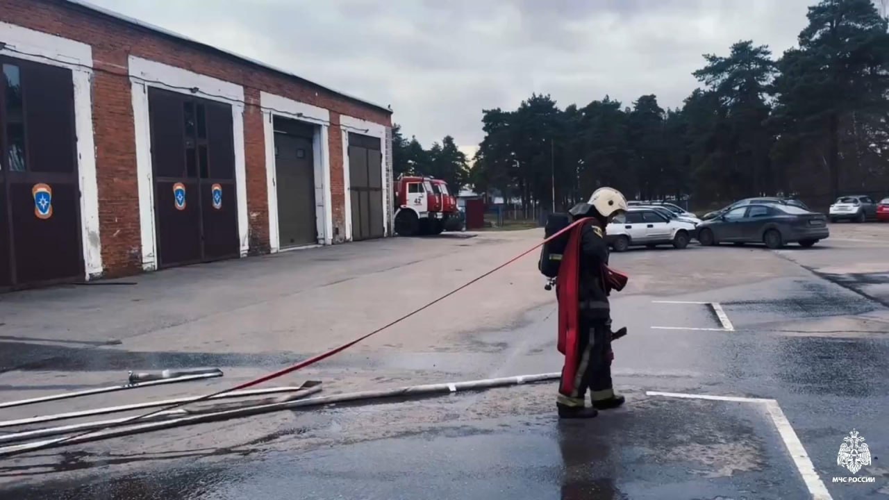В Раменском проходят семинары для повышения боевых навыков пожарных В Раменском проходят семинары для повышения боевых навыков пожарных
