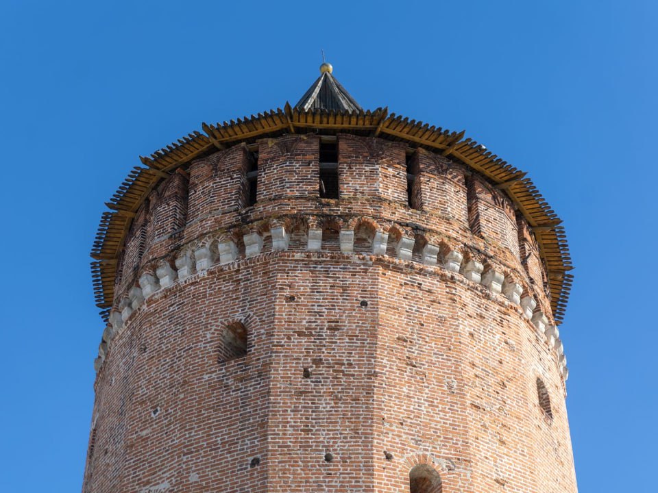 Коломна — город с уникальной душой, где каждый камень дышит историей, а современность гармонично вплетается в древнюю канву Коломна — город с уникальной душой, где каждый камень дышит историей, а современность гармонично вплетается в древнюю канву